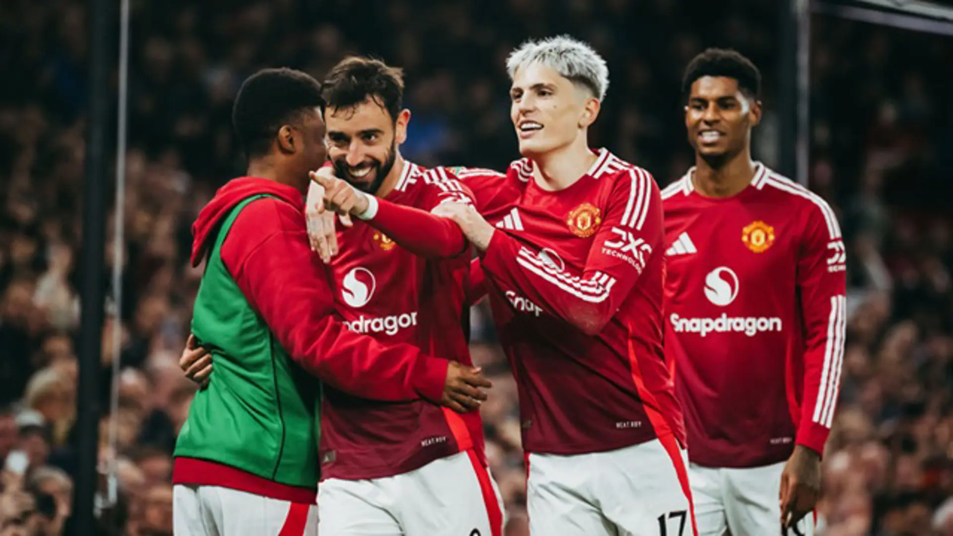 English Premiership League: Manchester United Crush Leicester City in 3-0 Victory