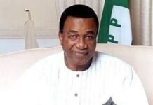 Afripedia: “Jim Nwobodo: Life of a Nigerian Statesman”
