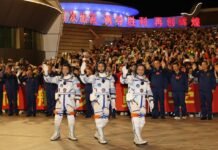 Youngest Chinese Astronaut, Four Mice, Joins Crew to Space