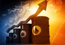 Global Oil Prices Spike 2% Over Geopolitical Jitters