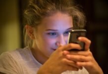 Next UK Conservative Govt Will Ban Social Media for Under-16s